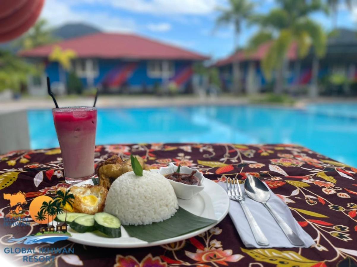 Global Ikhwan Resort Kuah Exterior photo