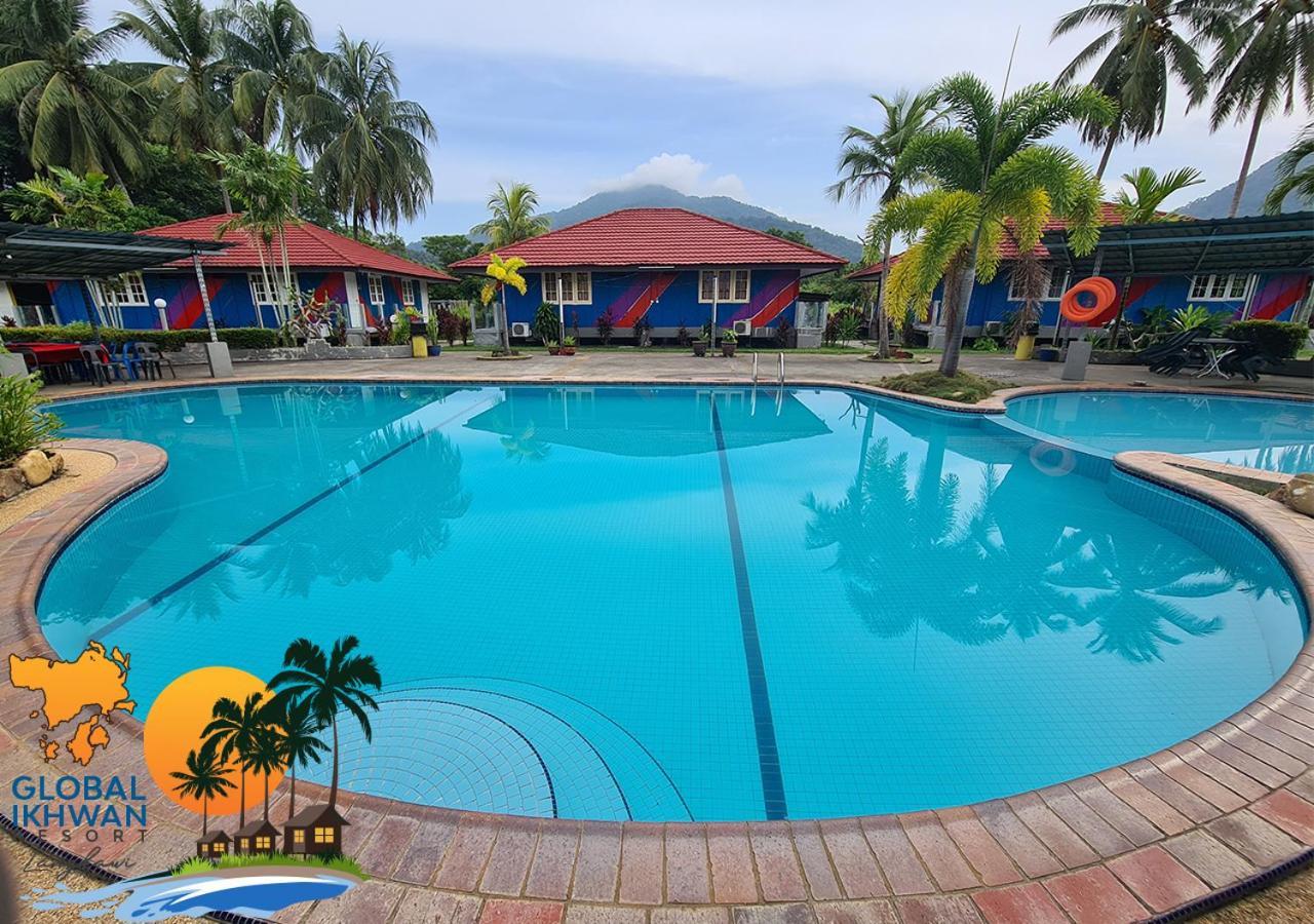 Global Ikhwan Resort Kuah Exterior photo